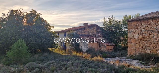 5 soveværelse Villa til salg i Atzeneta del Maestrat - € 89.000 (Ref: 9398141)