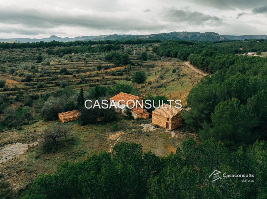 5 Zimmer Villa zu verkaufen in Atzeneta del Maestrat - 89.000 € (Ref: 9398141)