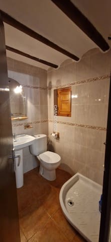 4 bedroom Finca/Country House for sale in Los Rosildos, Sierra Engarcerán with garage - € 95,000 (Ref: 9413547)