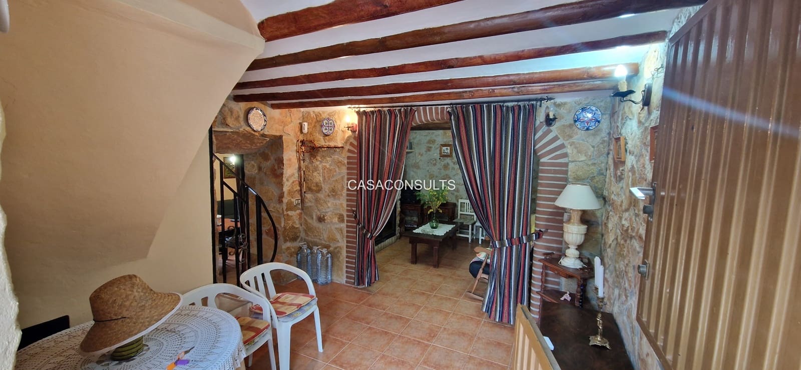 4 soveværelse Finca/Landehus til salg i Los Rosildos med garage - € 95.000 (Ref: 9413547)