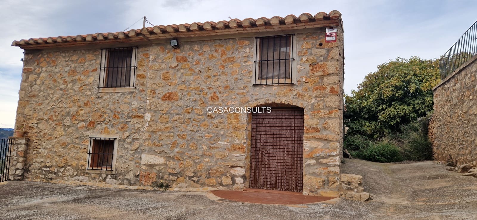 4 soveværelse Finca/Landehus til salg i Los Rosildos med garage - € 95.000 (Ref: 9413547)