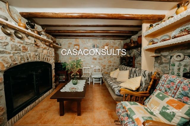 4 soverom Finca/Herregård til salgs i Los Rosildos, Sierra Engarcerán med garasje - € 95 000 (Ref: 9413547)