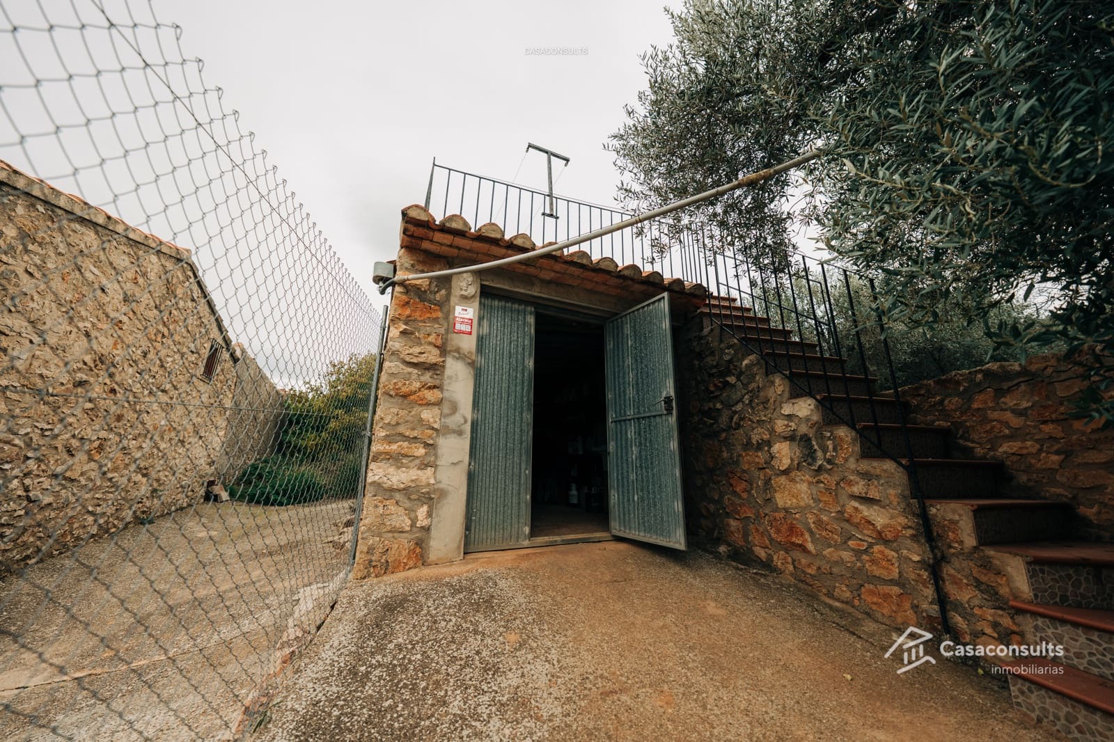 4 soveværelse Finca/Landehus til salg i Los Rosildos med garage - € 95.000 (Ref: 9413547)