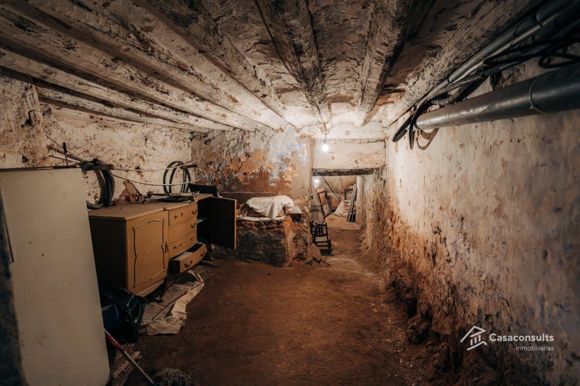 3 bedroom Townhouse for sale in Cabanes - € 22,000 (Ref: 9511931)