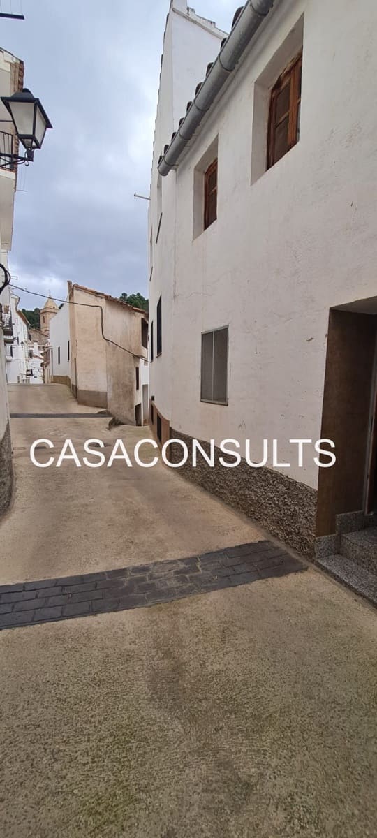 3 slaapkamer Huis te koop in Castillo de Villamalefa - € 39.000 (Ref: 9511932)