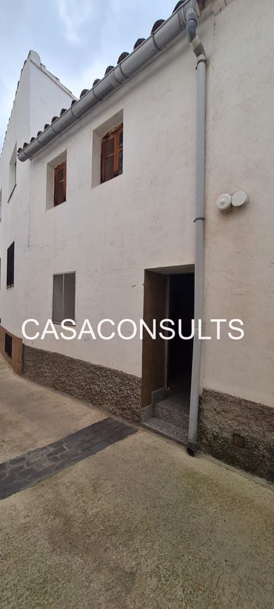 3 slaapkamer Huis te koop in Castillo de Villamalefa - € 39.000 (Ref: 9511932)