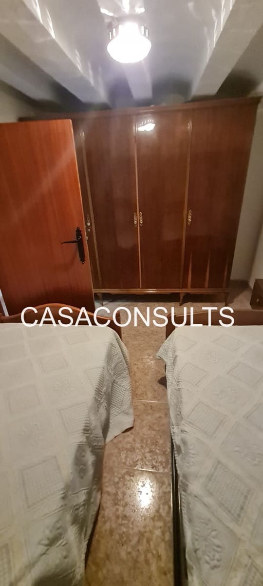 3 slaapkamer Huis te koop in Castillo de Villamalefa - € 39.000 (Ref: 9511932)