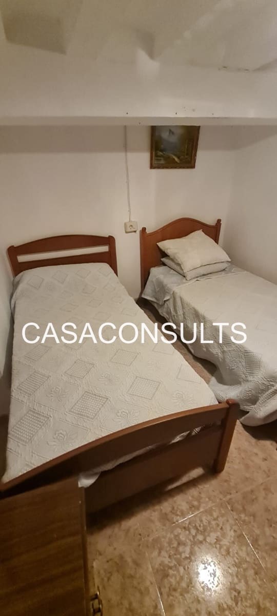 3 slaapkamer Huis te koop in Castillo de Villamalefa - € 39.000 (Ref: 9511932)
