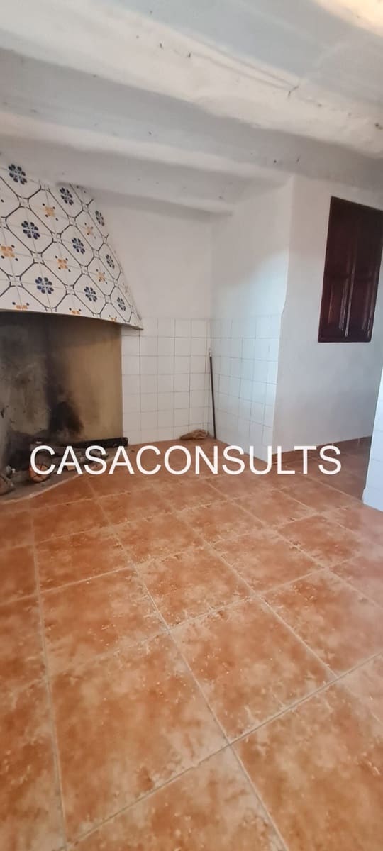 3 slaapkamer Huis te koop in Castillo de Villamalefa - € 39.000 (Ref: 9511932)