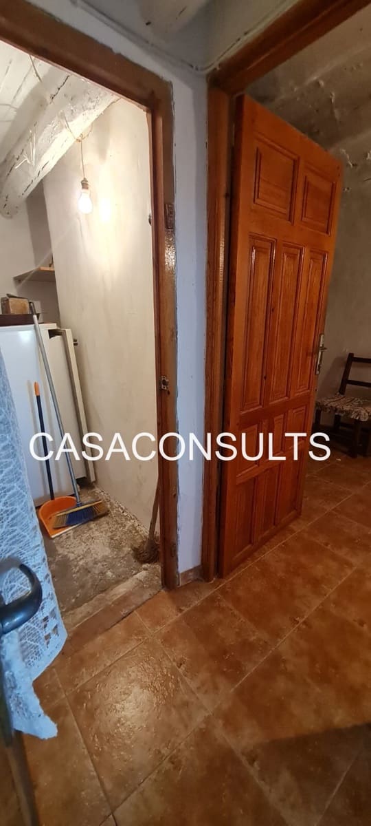 3 slaapkamer Huis te koop in Castillo de Villamalefa - € 39.000 (Ref: 9511932)