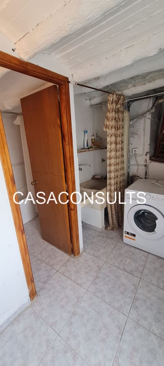 3 slaapkamer Huis te koop in Castillo de Villamalefa - € 39.000 (Ref: 9511932)