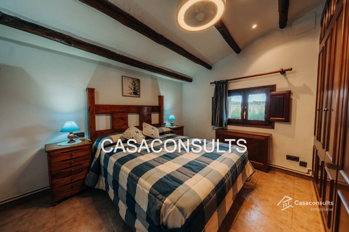 4 sypialnia Willa na sprzedaż w Les Useres z basenem garażem - 385 000 € (Ref: 9565488)