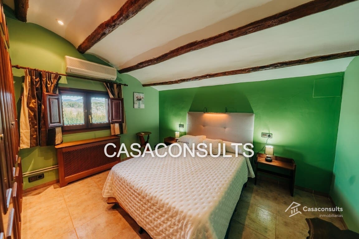 4 sypialnia Willa na sprzedaż w Les Useres z basenem garażem - 385 000 € (Ref: 9565488)