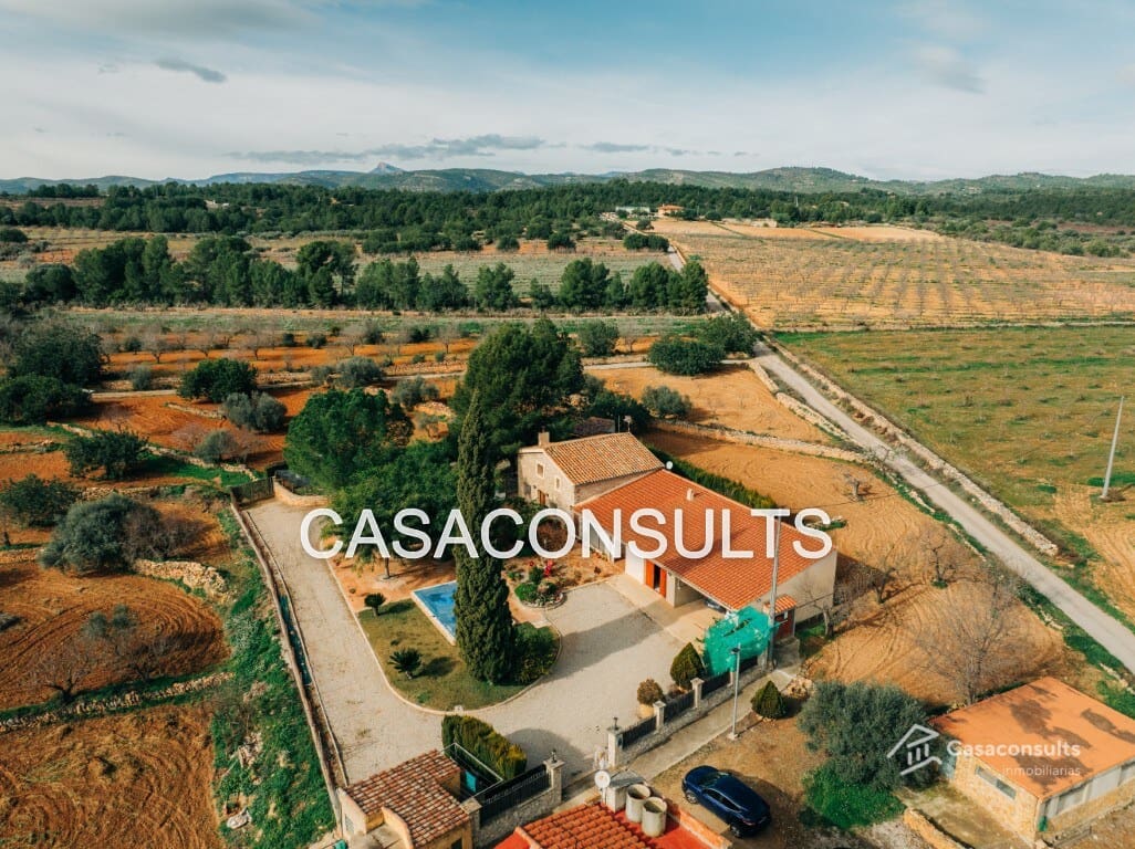 4 sypialnia Willa na sprzedaż w Les Useres z basenem garażem - 385 000 € (Ref: 9565488)