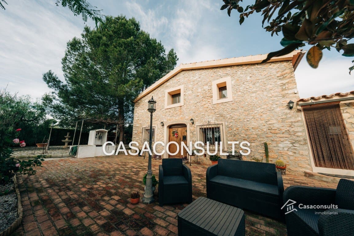 4 sypialnia Willa na sprzedaż w Les Useres z basenem garażem - 385 000 € (Ref: 9565488)