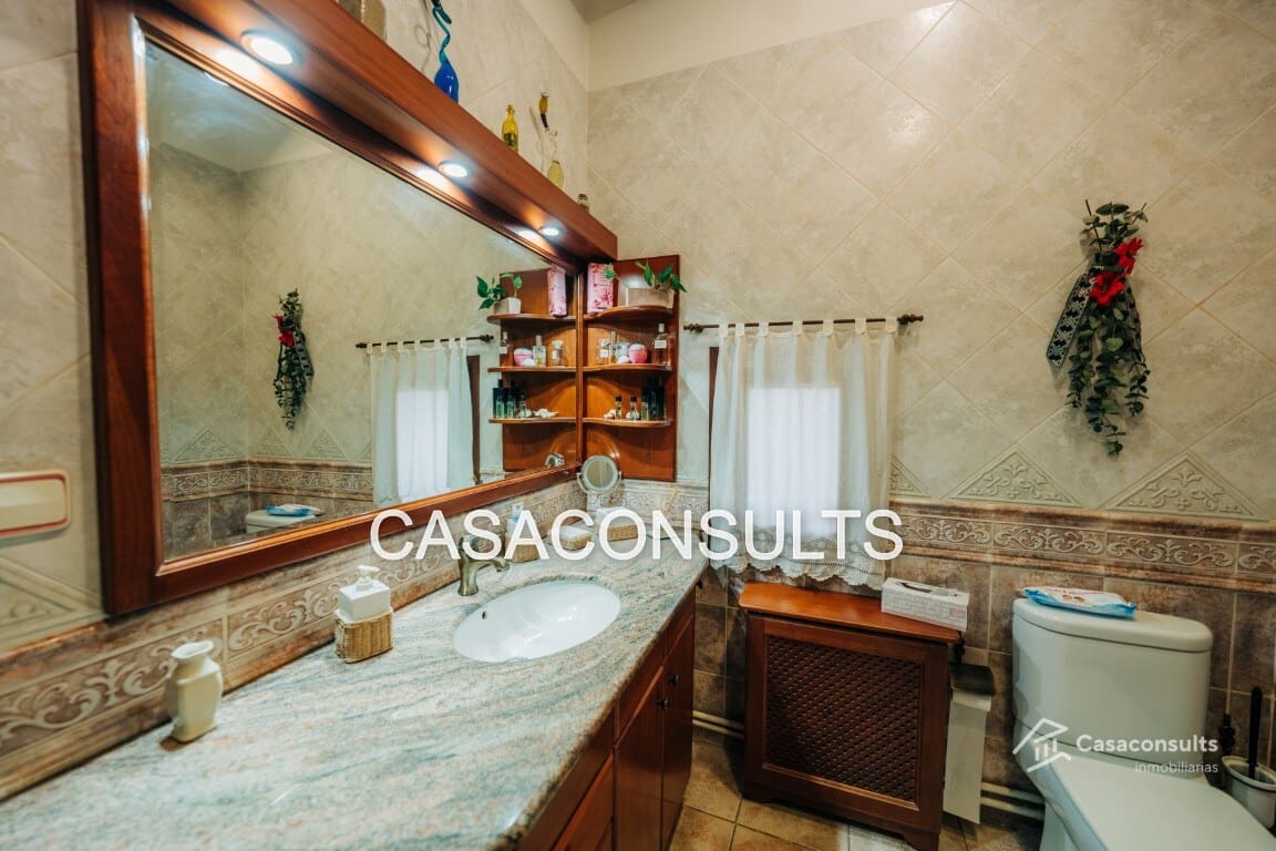 4 sypialnia Willa na sprzedaż w Les Useres z basenem garażem - 385 000 € (Ref: 9565488)