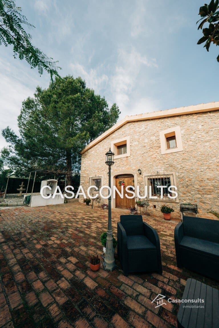 4 sypialnia Willa na sprzedaż w Les Useres z basenem garażem - 385 000 € (Ref: 9565488)