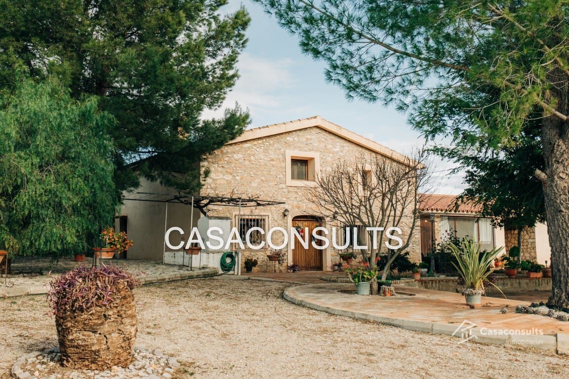 4 sypialnia Willa na sprzedaż w Les Useres z basenem garażem - 385 000 € (Ref: 9565488)