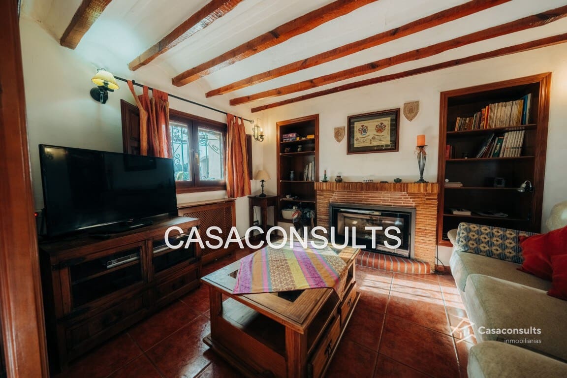 4 sypialnia Willa na sprzedaż w Les Useres z basenem garażem - 385 000 € (Ref: 9565488)