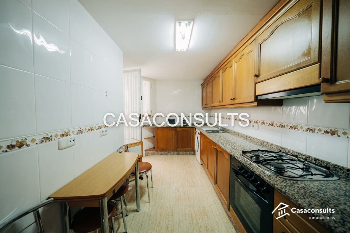 3 soveværelse Lejlighed til salg i Llucena  - € 93.000 (Ref: 9569633)