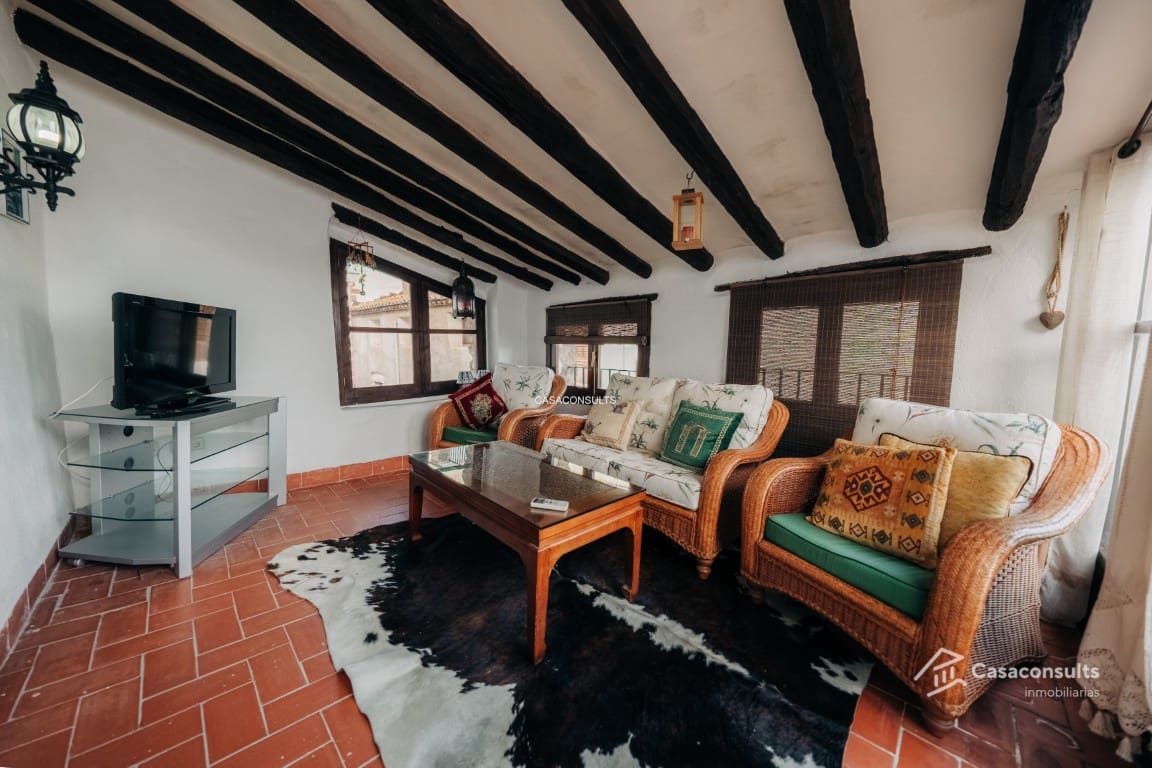 Casa de 3 habitaciones en Vilafamés en venta - 250.000 € (Ref: 9571987)