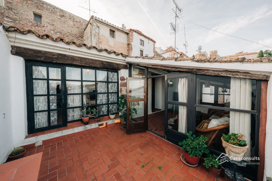 Casa de 3 habitaciones en Vilafamés en venta - 250.000 € (Ref: 9571987)