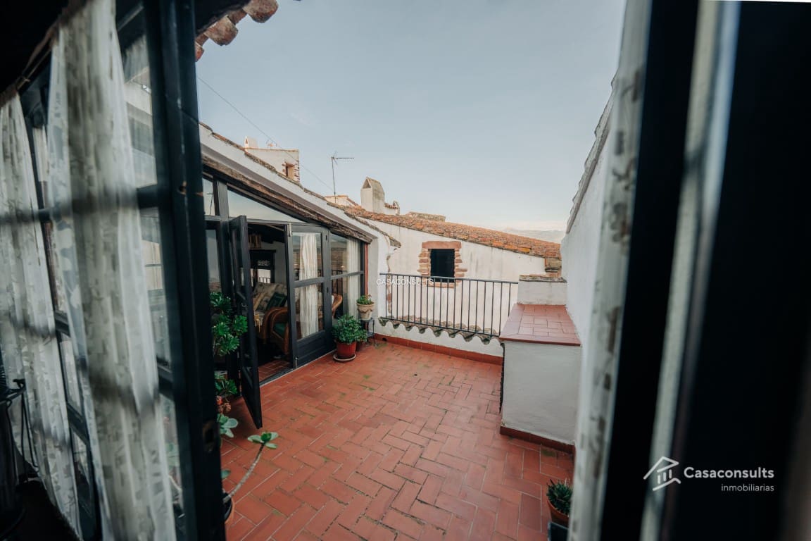 Casa de 3 habitaciones en Vilafamés en venta - 250.000 € (Ref: 9571987)