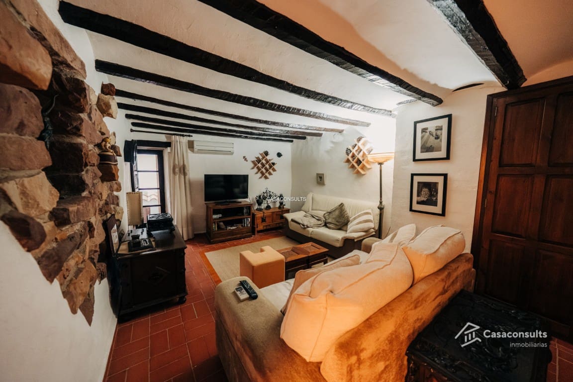 Casa de 3 habitaciones en Vilafamés en venta - 250.000 € (Ref: 9571987)