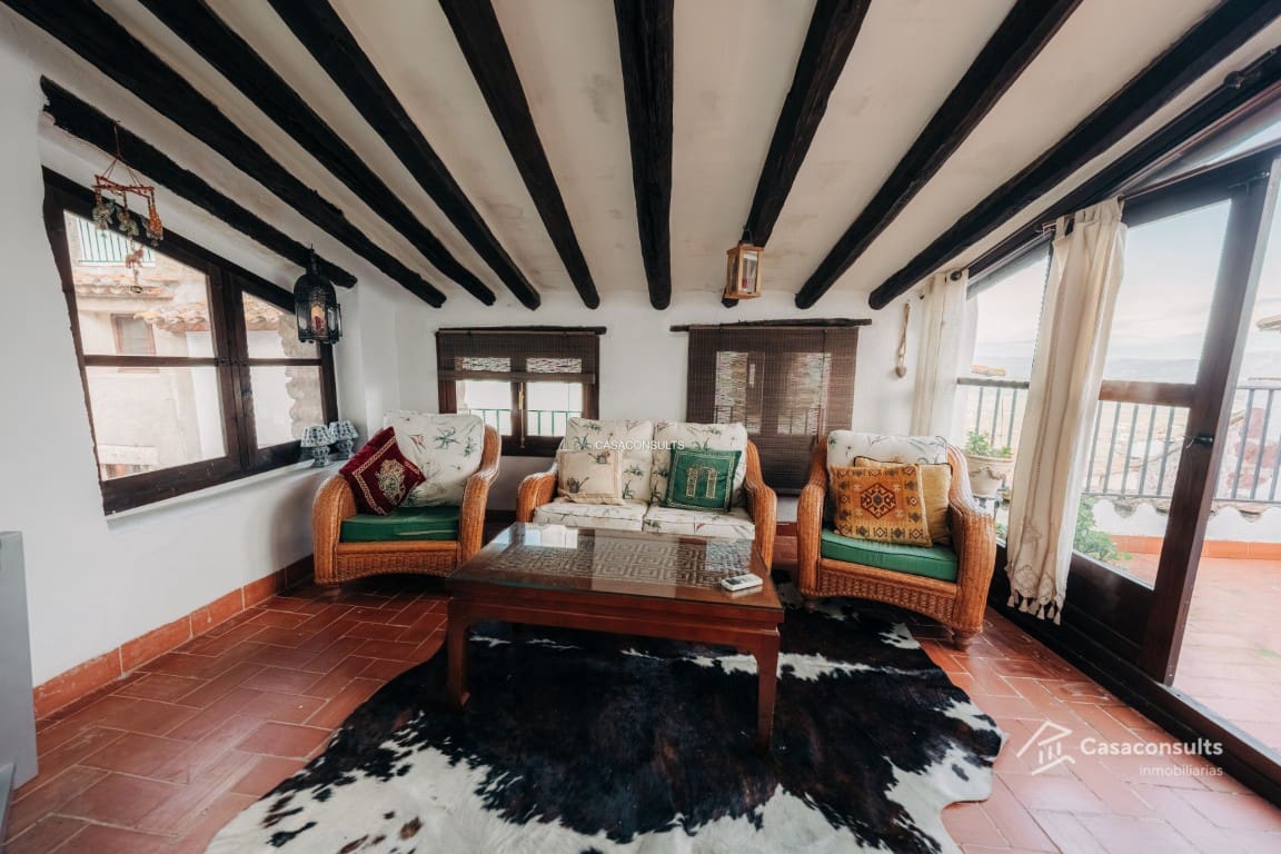 Casa de 3 habitaciones en Vilafamés en venta - 250.000 € (Ref: 9571987)