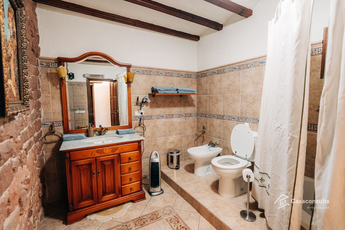 Casa de 3 habitaciones en Vilafamés en venta - 250.000 € (Ref: 9571987)