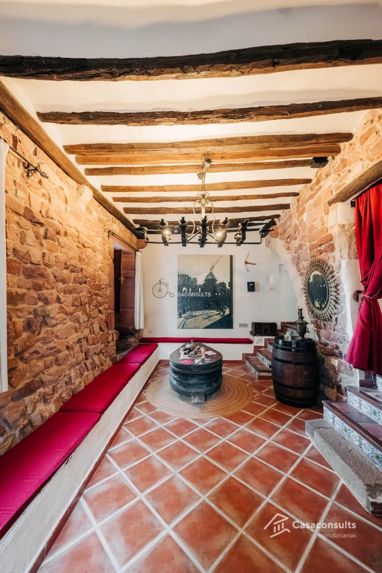 Casa de 3 habitaciones en Vilafamés en venta - 250.000 € (Ref: 9571987)