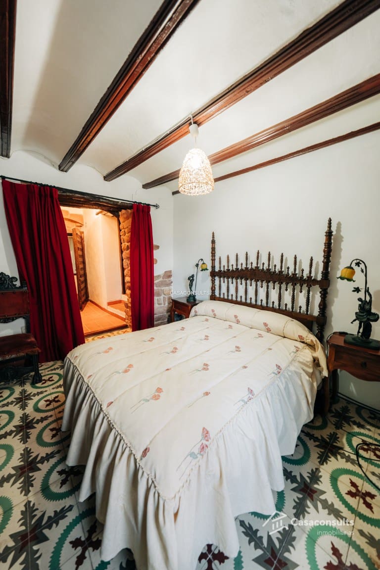 Casa de 3 habitaciones en Vilafamés en venta - 250.000 € (Ref: 9571987)