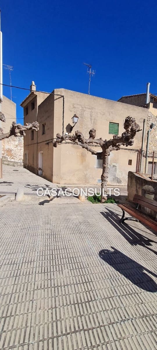 5 slaapkamer Appartement te koop in Figueroles - € 40.000 (Ref: 9606307)