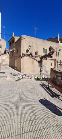 5 slaapkamer Appartement te koop in Figueroles - € 40.000 (Ref: 9606307)