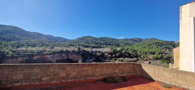 5 slaapkamer Appartement te koop in Figueroles - € 40.000 (Ref: 9606307)