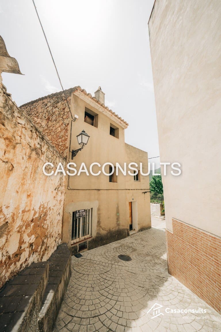 5 bedroom Apartment for sale in Figueroles - € 40,000 (Ref: 9606307)