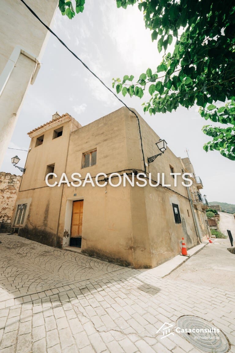 5 bedroom Apartment for sale in Figueroles - € 40,000 (Ref: 9606307)