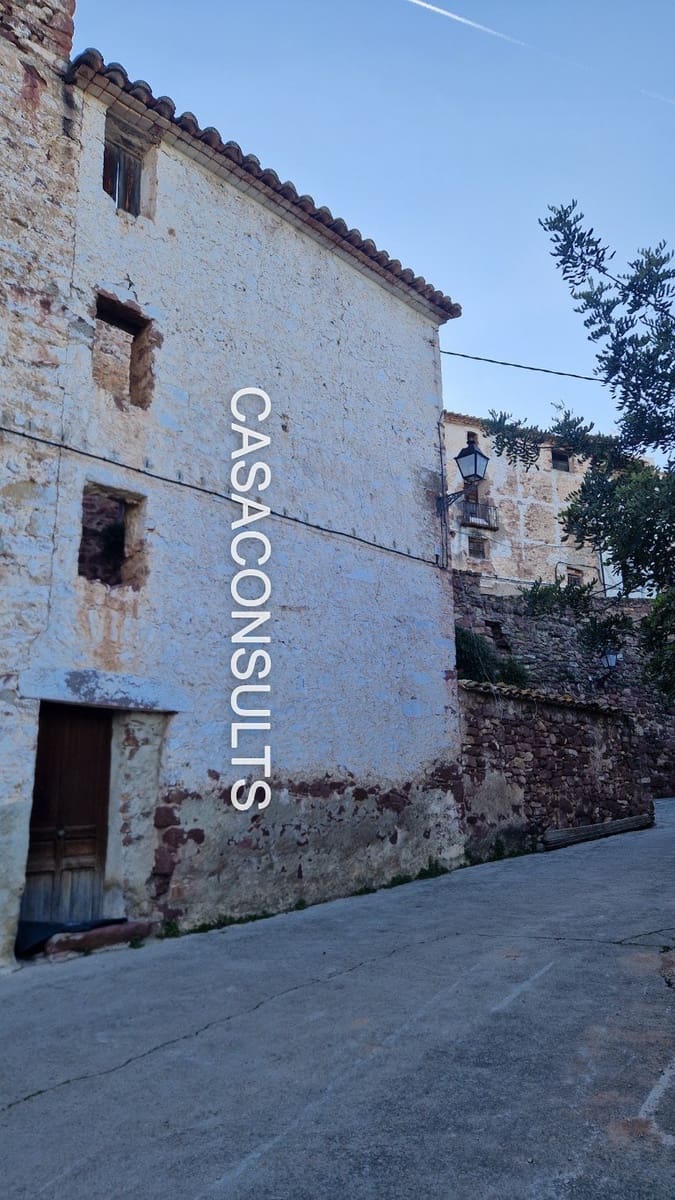 Hus til salgs i Vilafames - € 24 000 (Ref: 9622929)