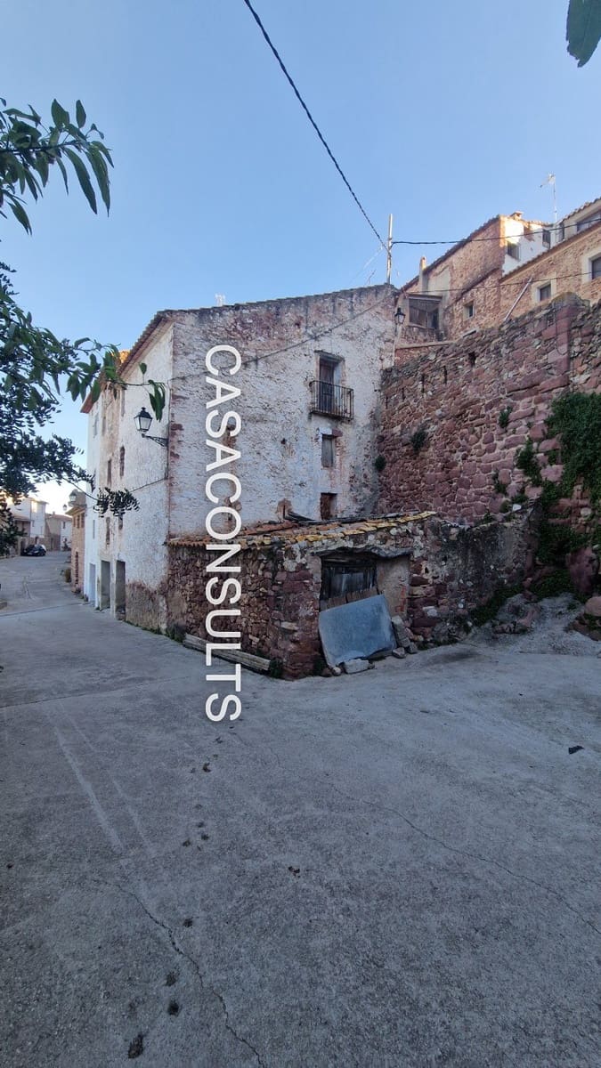 Hus til salgs i Vilafames - € 24 000 (Ref: 9622929)