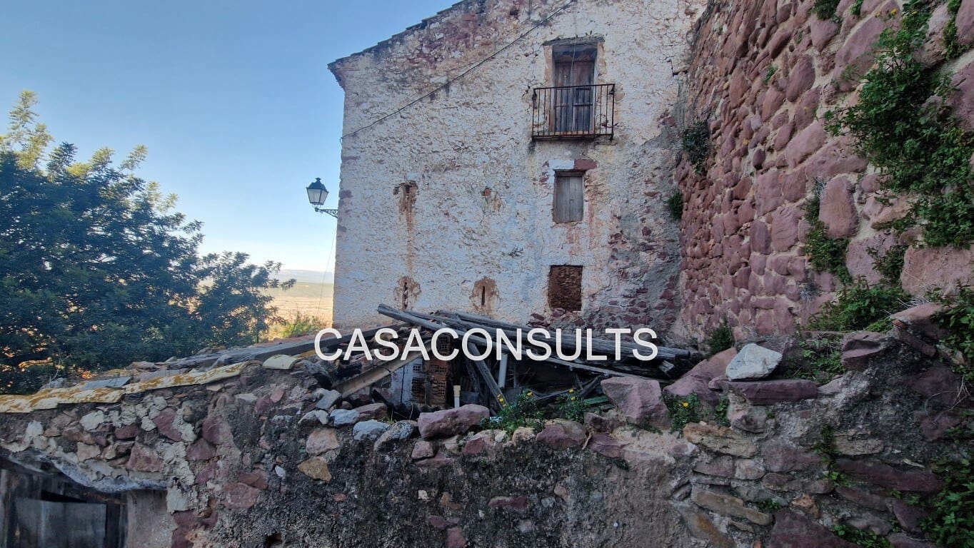 Hus til salgs i Vilafames - € 24 000 (Ref: 9622929)