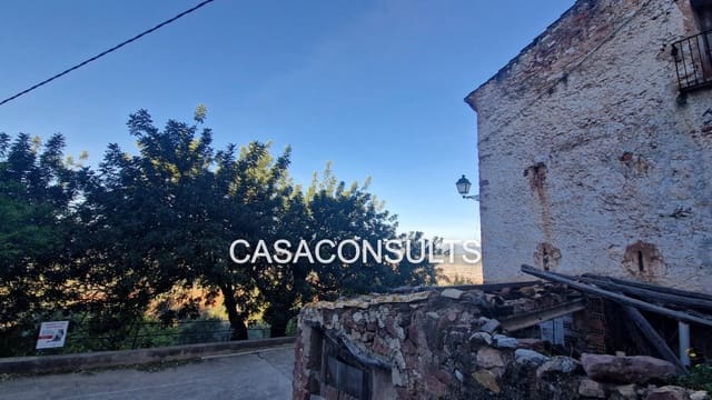 Hus til salgs i Vilafamés - € 24 000 (Ref: 9622929)