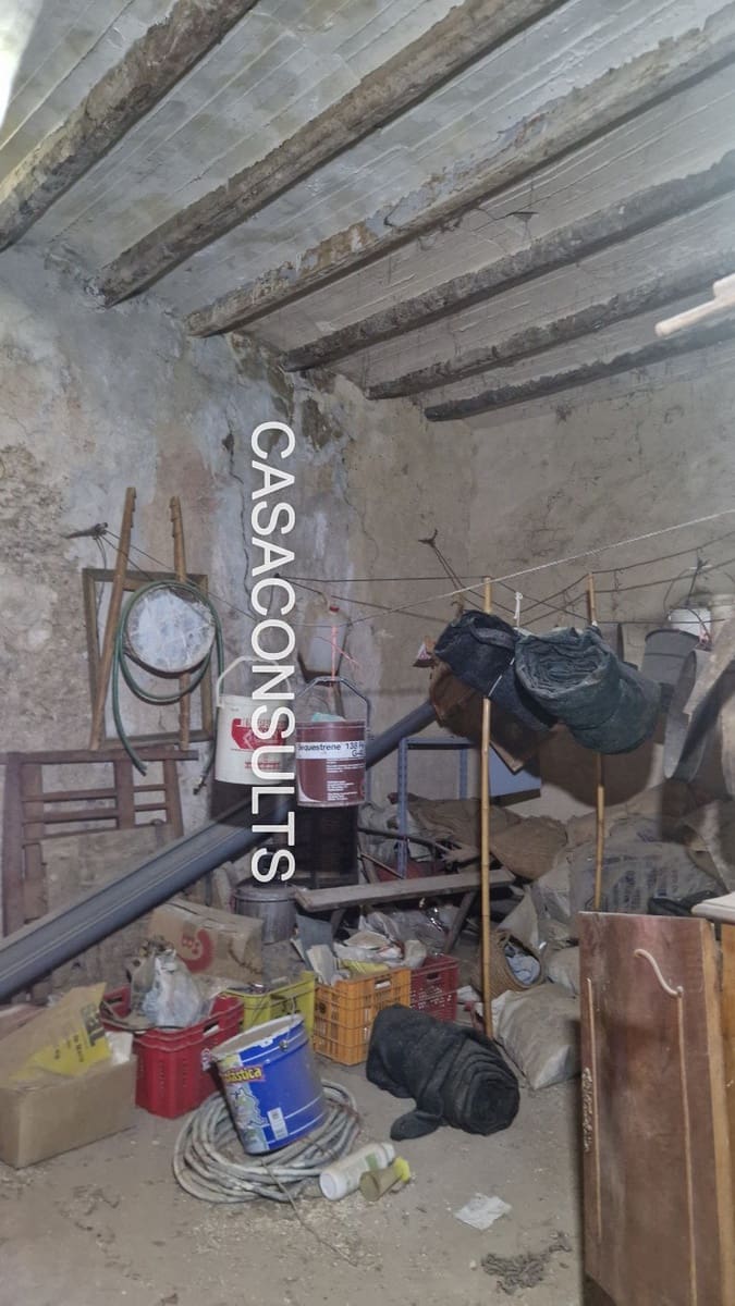 Casa de 3 habitaciones en Les Useres en venta - 26.000 € (Ref: 9626117)