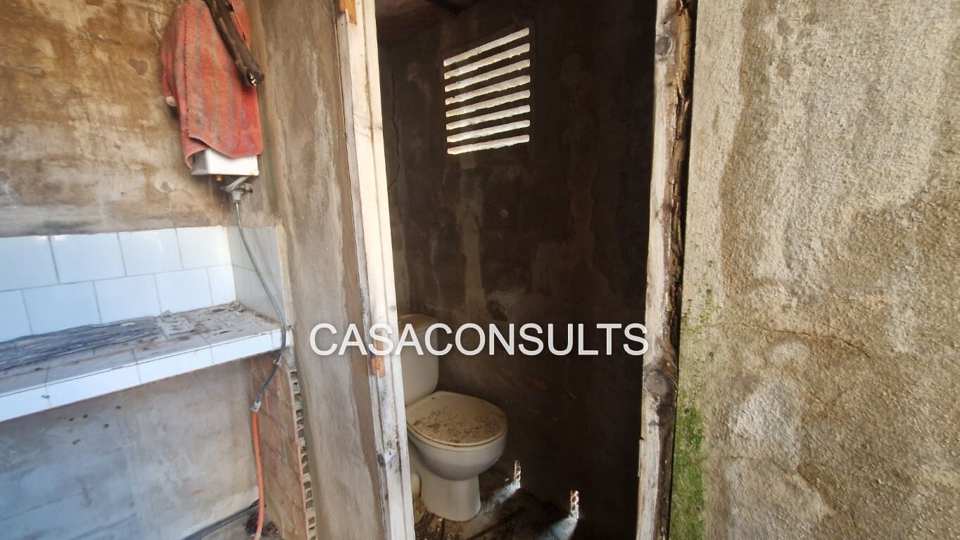 Casa de 3 habitaciones en Les Useres en venta - 26.000 € (Ref: 9626117)