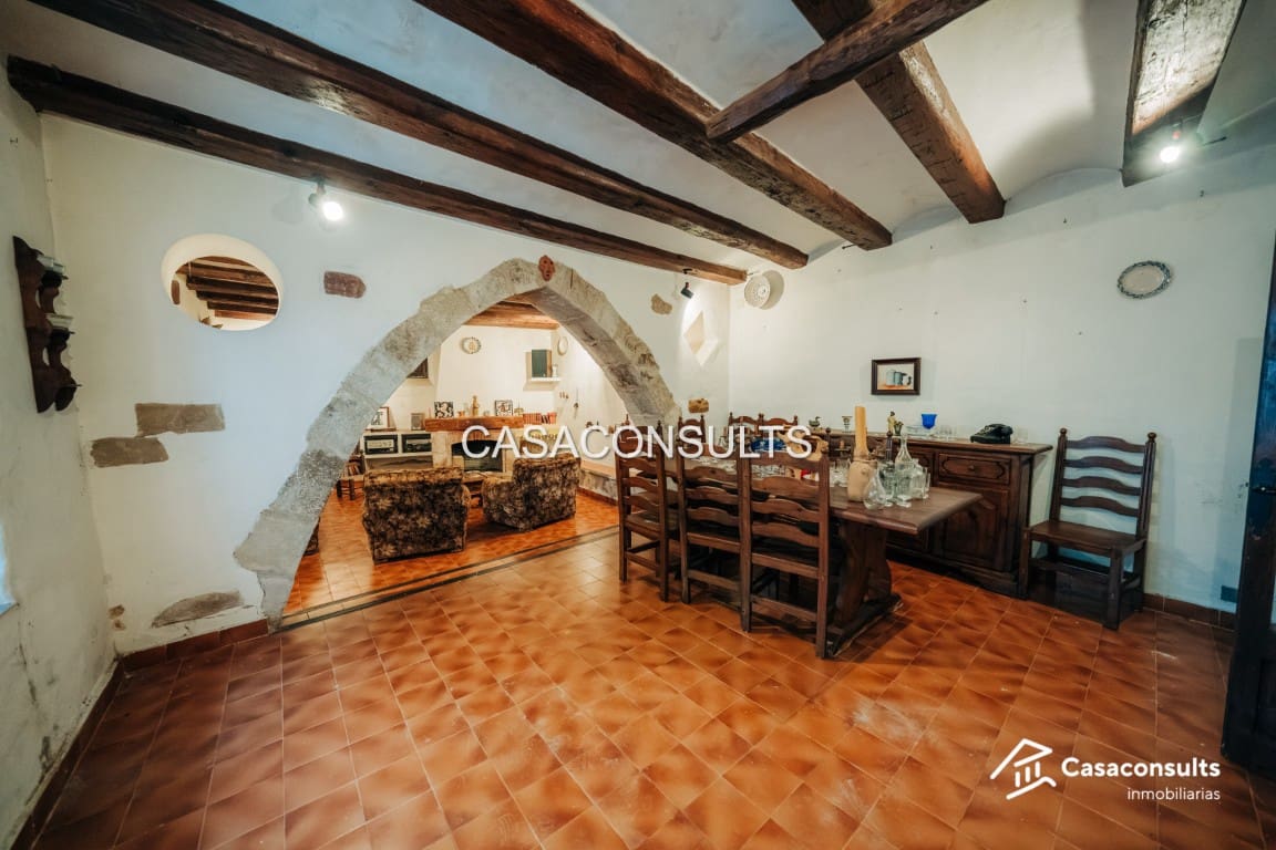 2 bedroom Townhouse for sale in Sant Jordi - € 350,000 (Ref: 9645898)