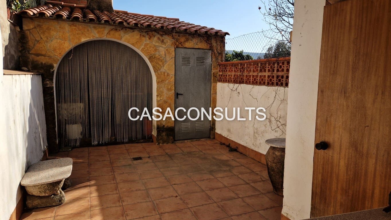 4 soverom Hus til salgs i Albocasser - € 89 000 (Ref: 9656626)