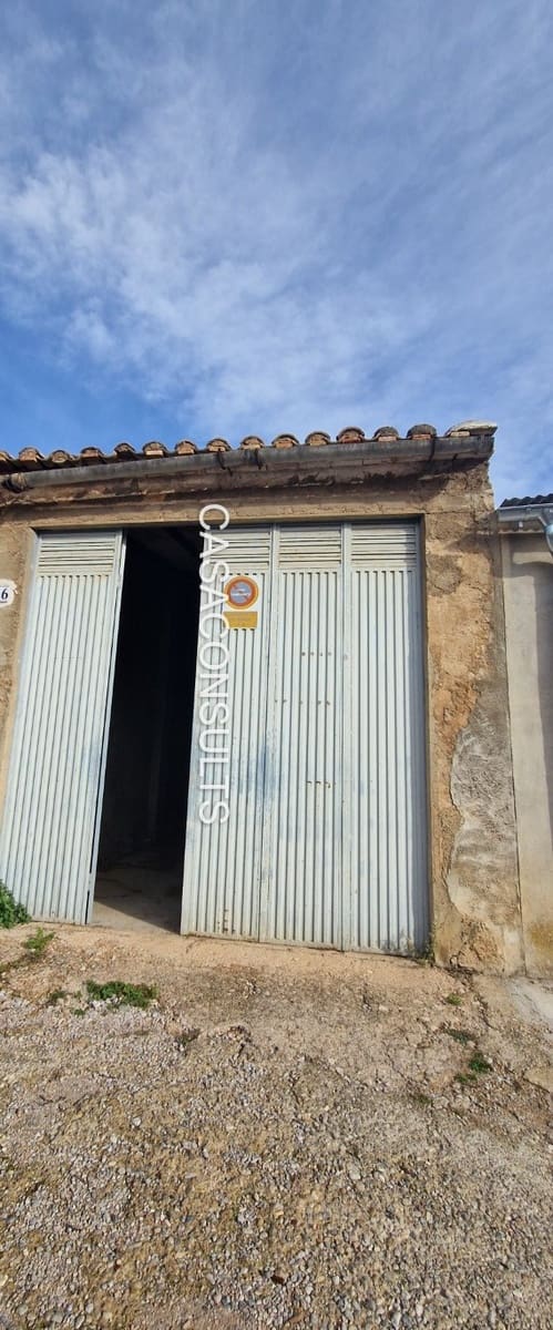 Garage for sale in Les Useres - € 22,000 (Ref: 9708041)