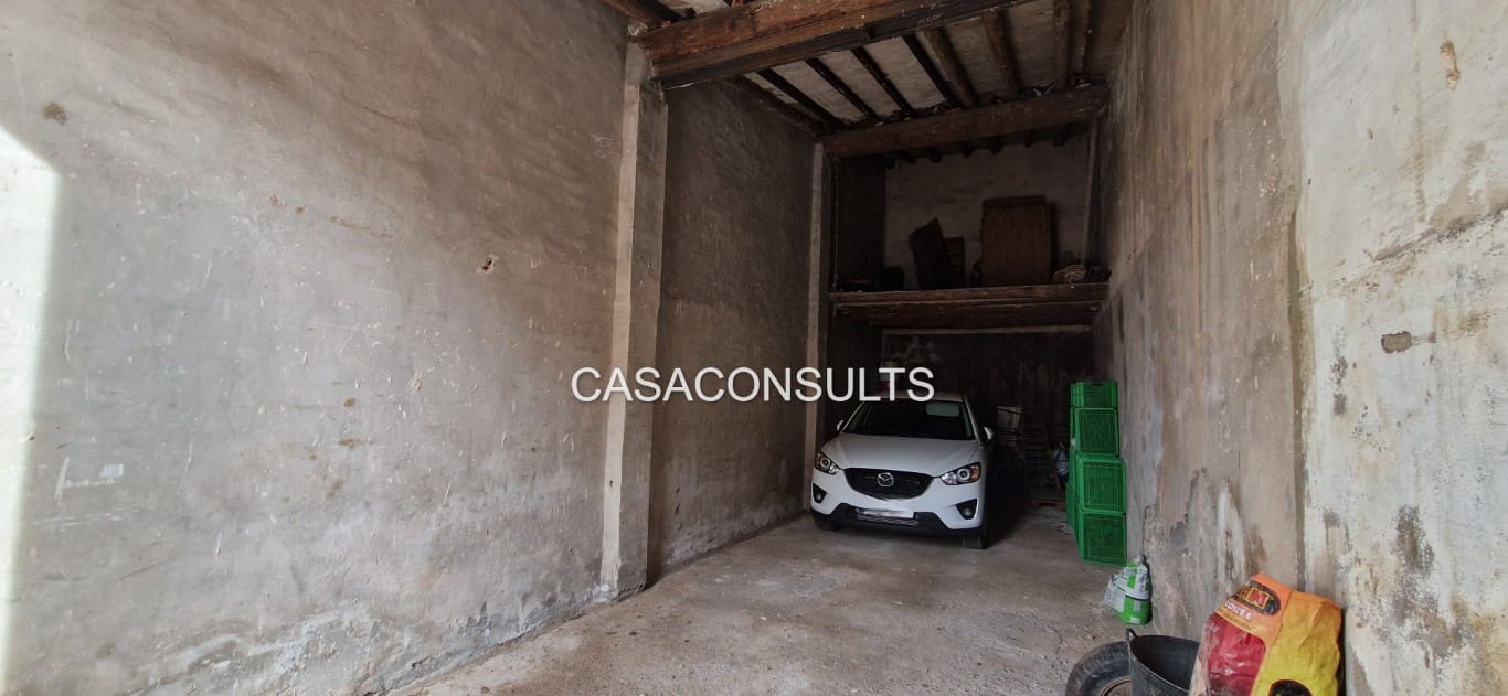 Garage for sale in Les Useres - € 22,000 (Ref: 9708041)