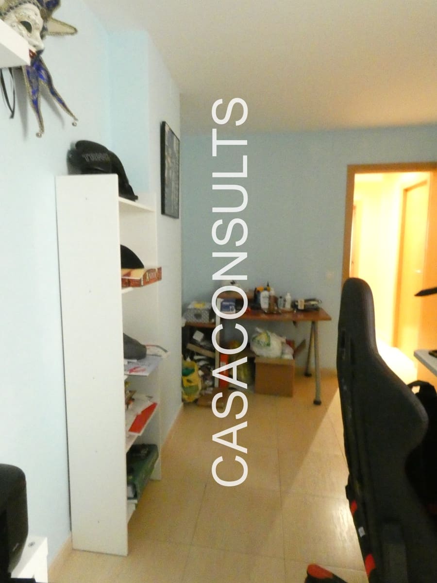 3 bedroom Flat for sale in La Pobla Tornesa - € 129,000 (Ref: 9713586)