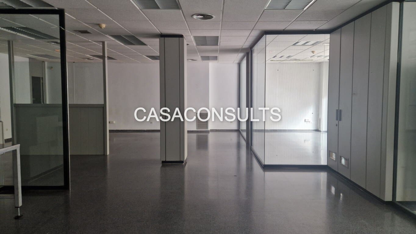 3 slaapkamer Winkelen te huur in Vilafames - € 1.400 (Ref: 9715487)