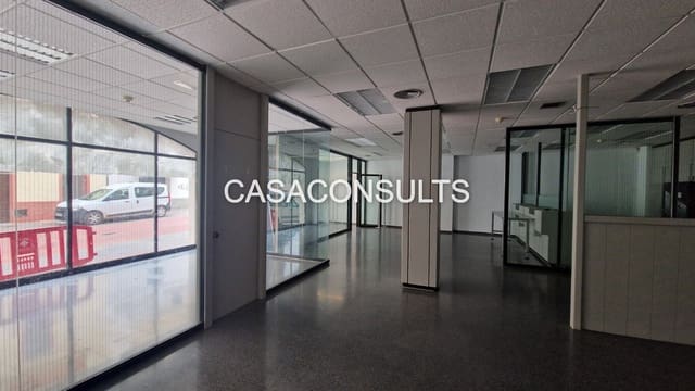 3 slaapkamer Winkelen te huur in Vilafamés - € 1.400 (Ref: 9715487)